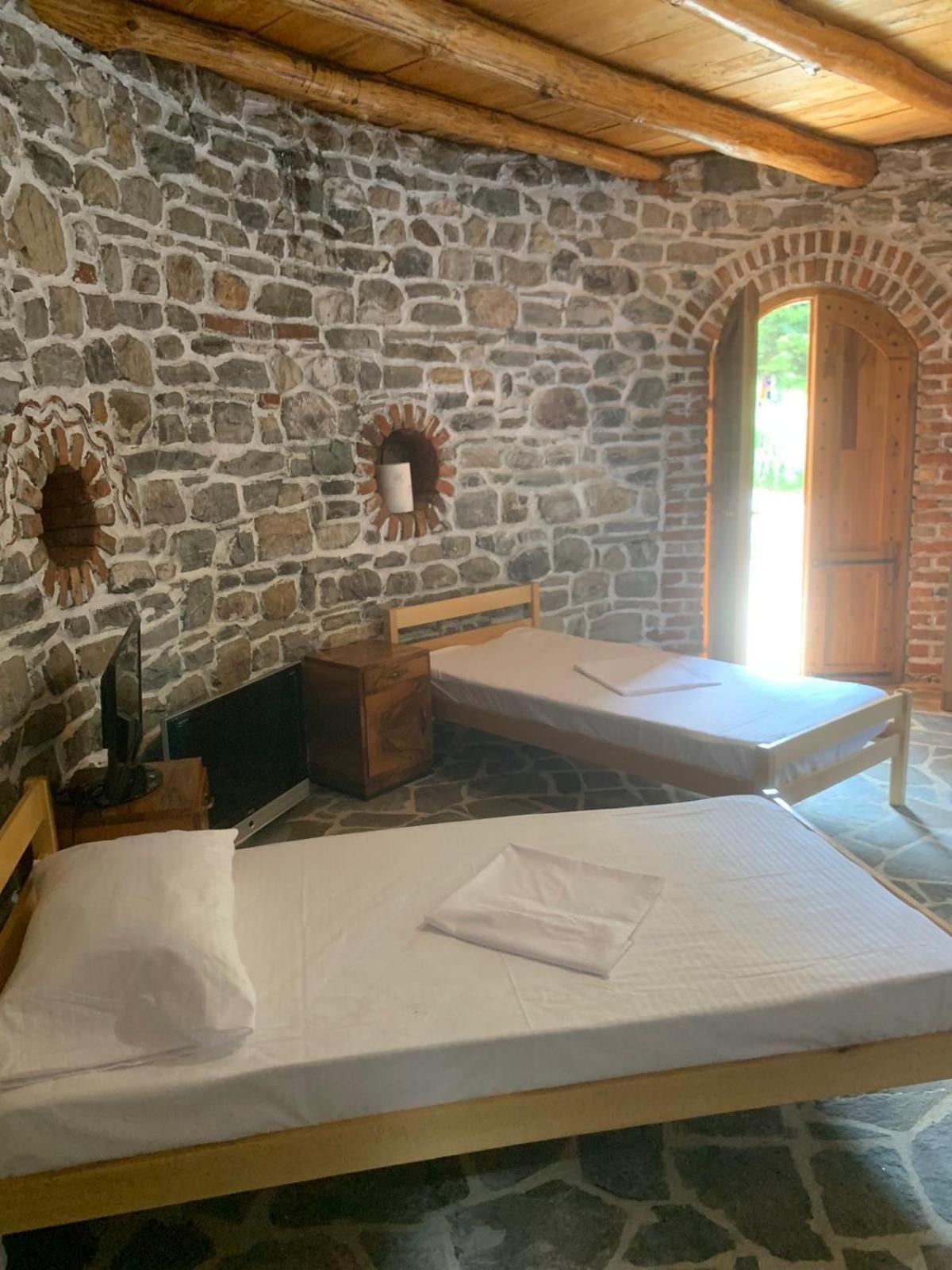 Dibra Park Agrotourism Hotel Peshkopi Екстериор снимка