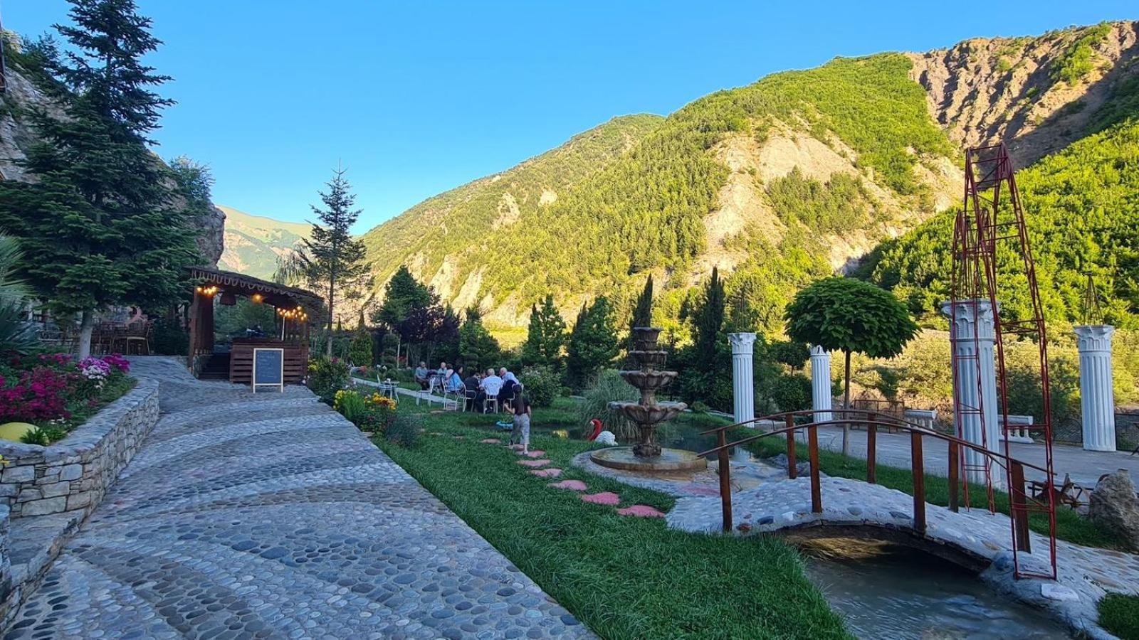 Dibra Park Agrotourism Hotel Peshkopi Екстериор снимка