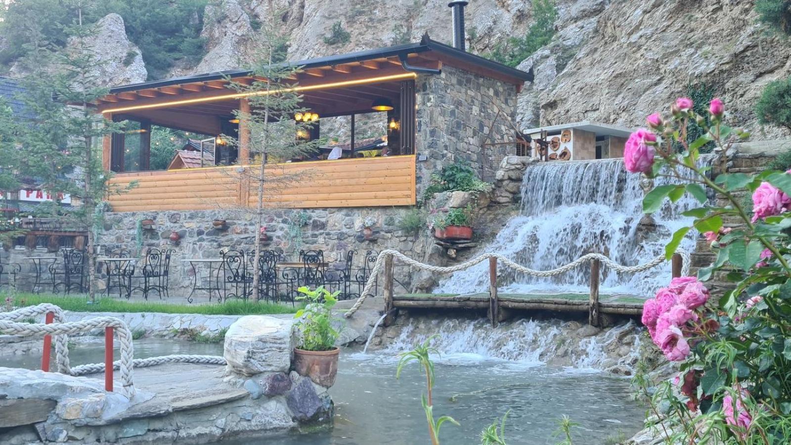 Dibra Park Agrotourism Hotel Peshkopi Екстериор снимка
