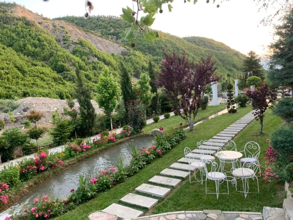 Dibra Park Agrotourism Hotel Peshkopi Екстериор снимка